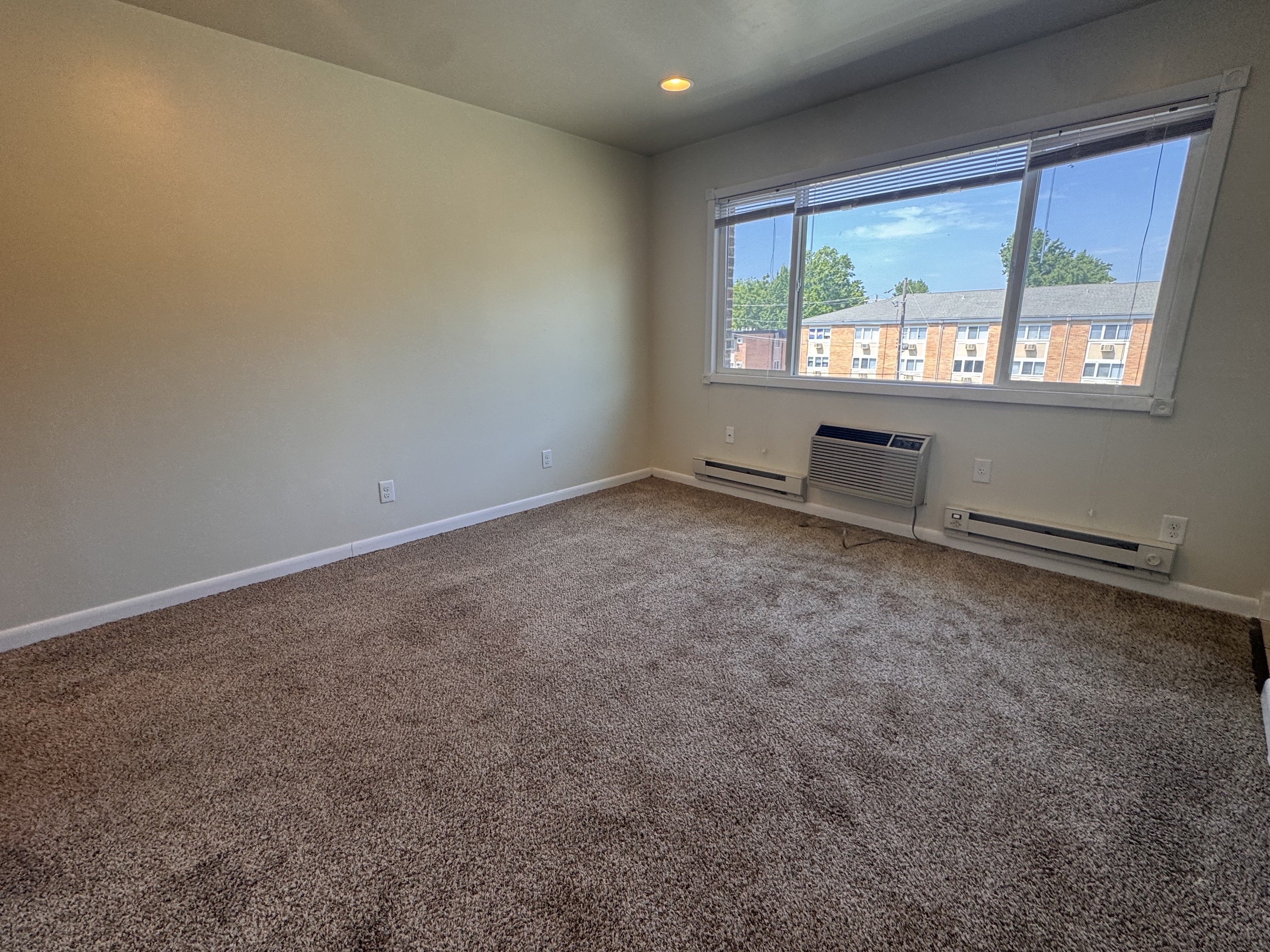 501 E College St unit # 34 – photo 4