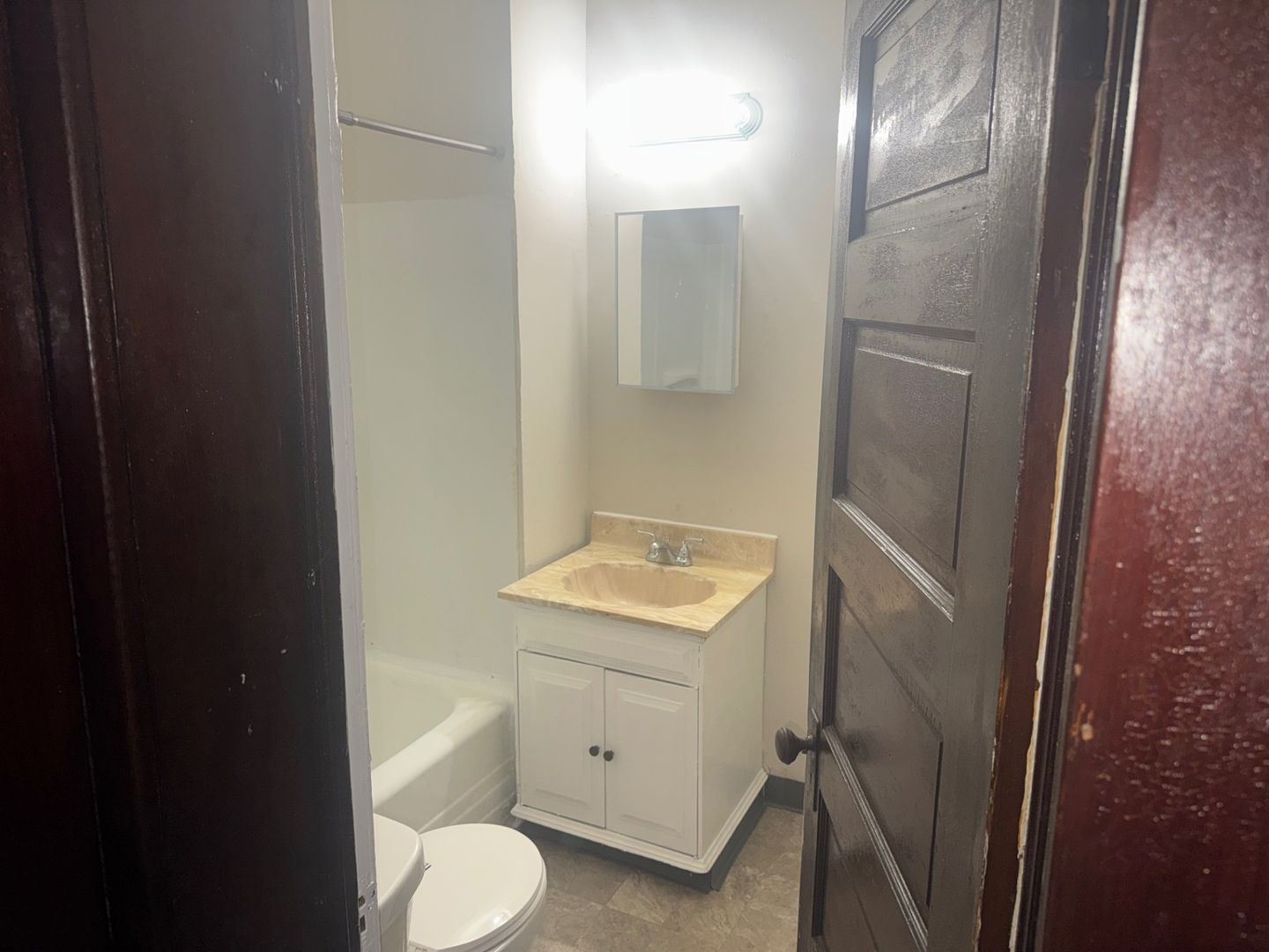 6909 Worley Ave unit UP Unit – photo 3