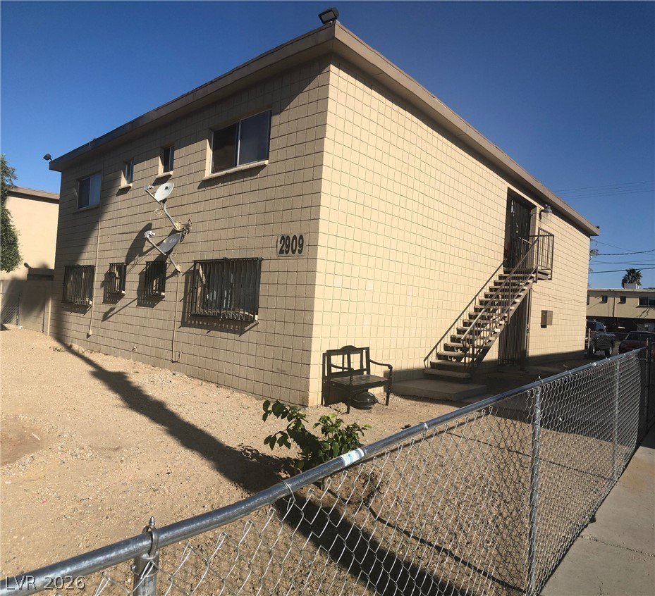 2909 E Elm Ave #2 – photo 1