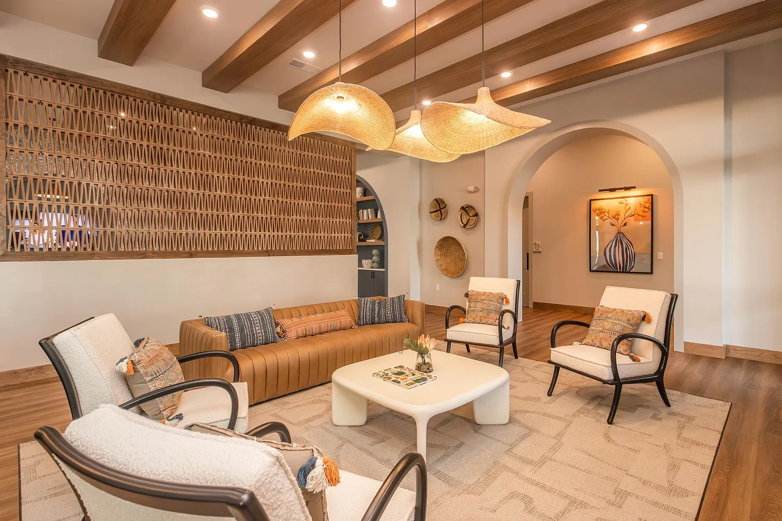 Middle Sound West Apartments – photo 3
