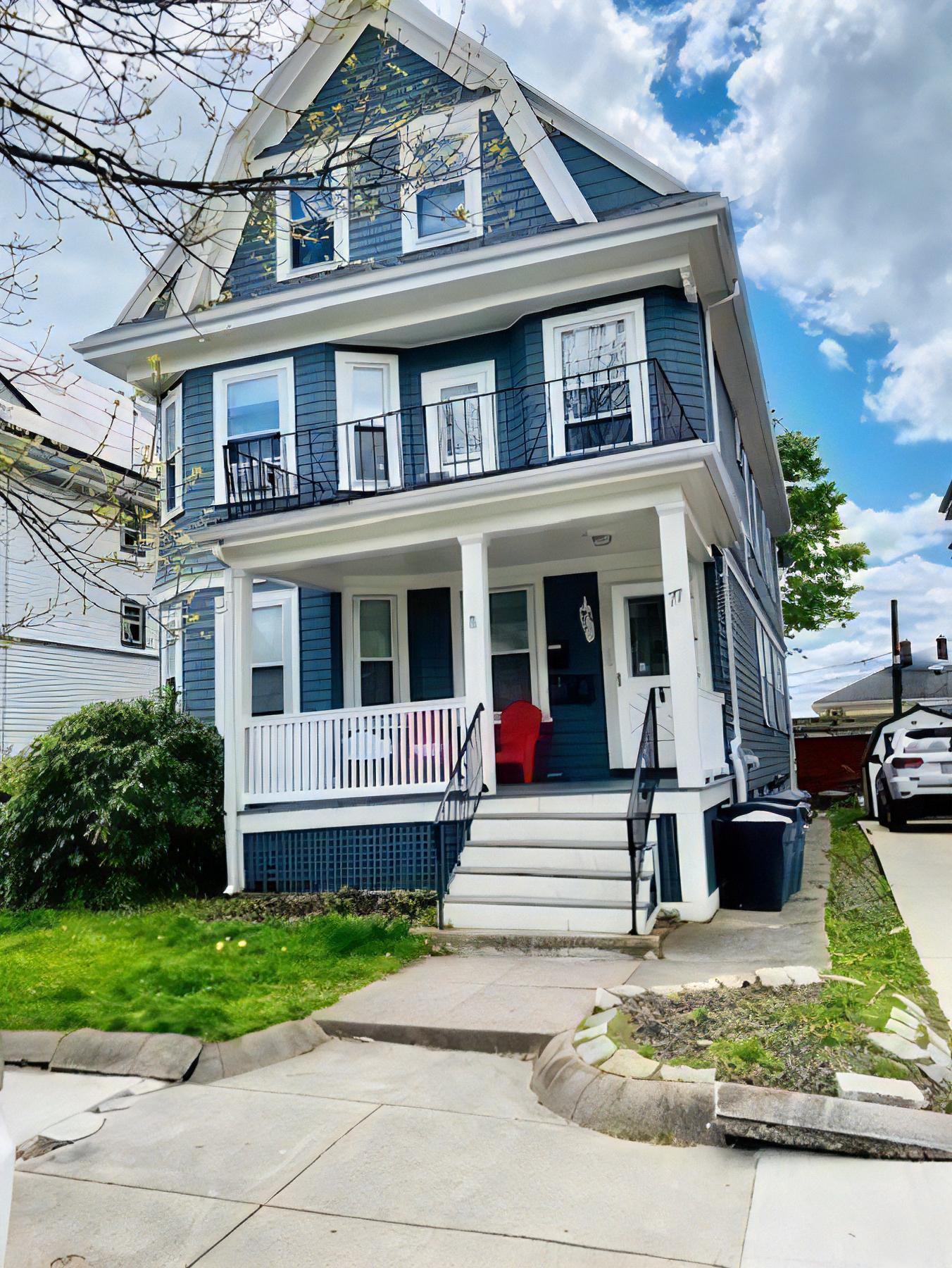 77 St Andrew Rd unit 2 – photo 1