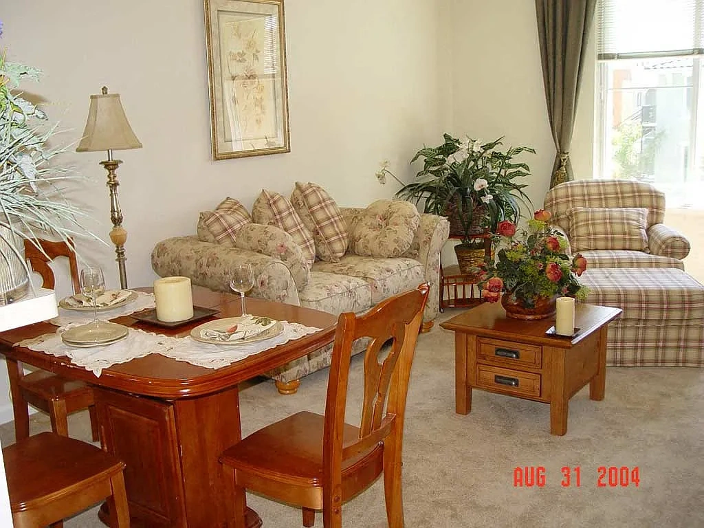Summer Breeze Apts – photo 4