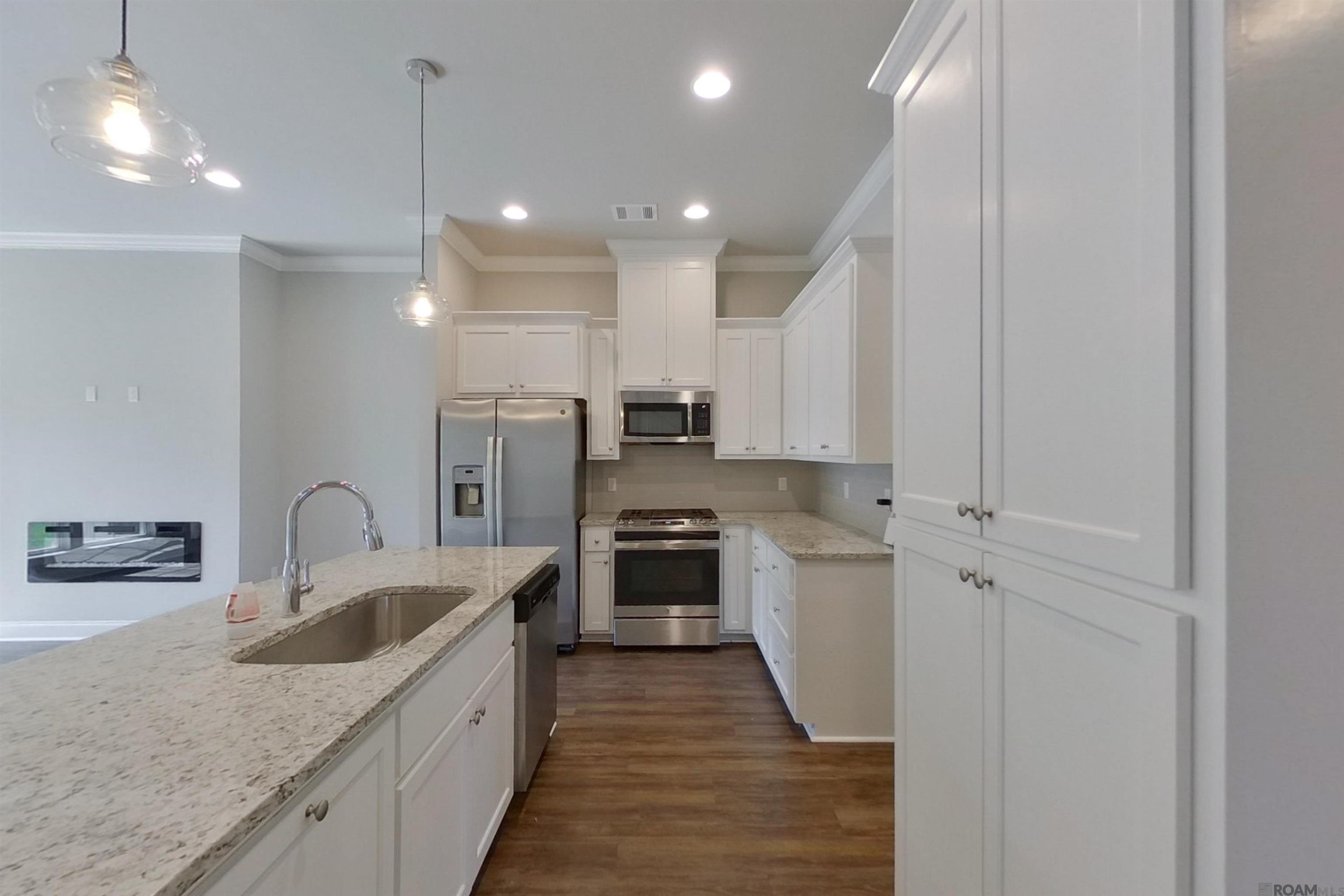 6405 Roux Dr – photo 5