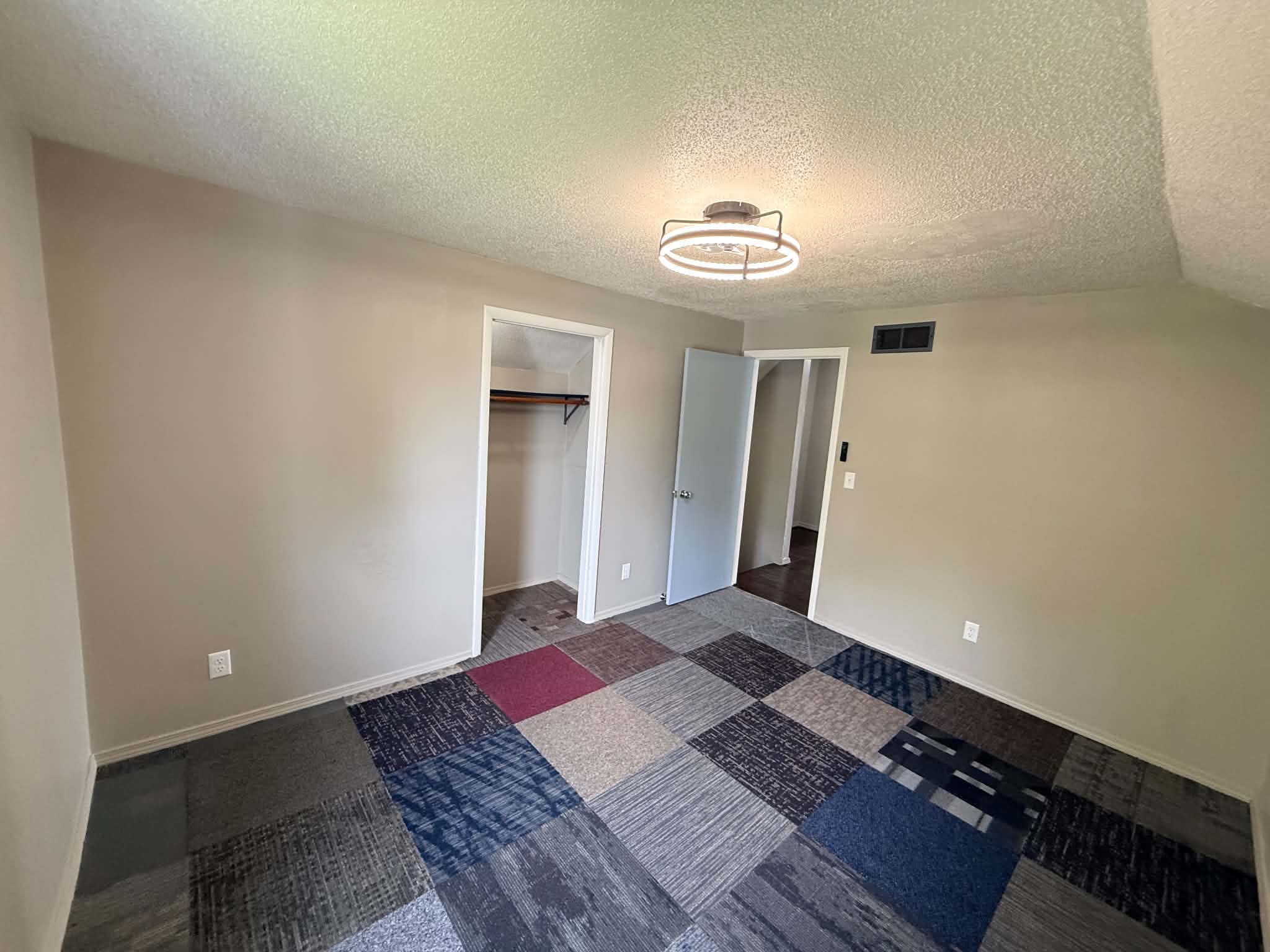 315 E Woodland Ave – photo 1