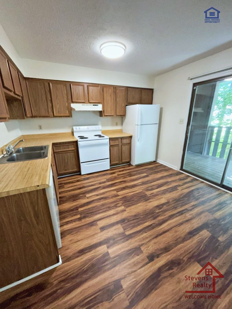 101 Bybee Dr – photo 4