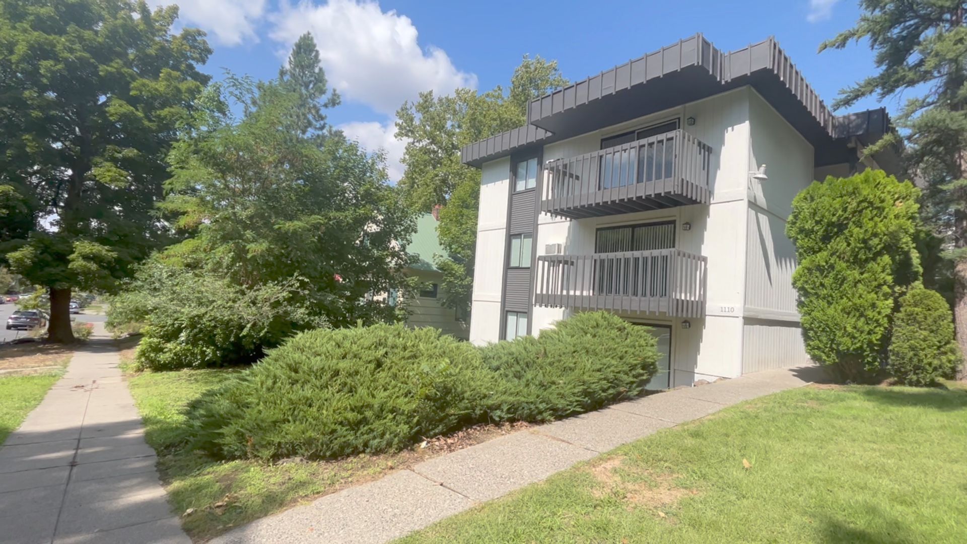 1110 W Tenth Ave unit #4 (STR) – photo 2
