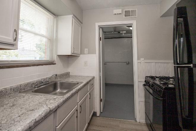 20250 Priday Ave – photo 5