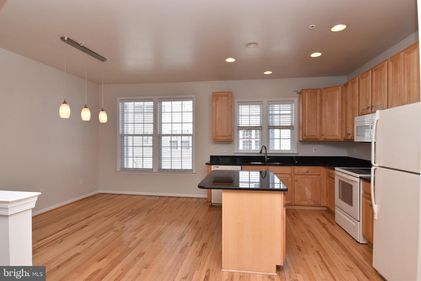 26767 Chatham Ln unit B19-5 – photo 5