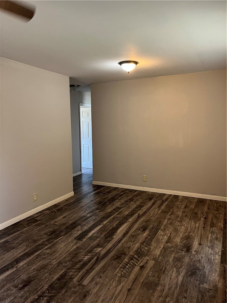 4418 Vestal St – photo 4
