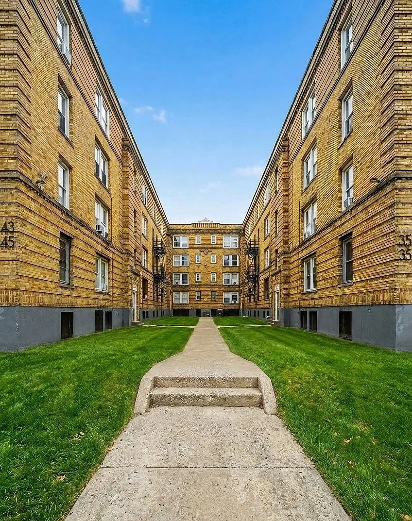 The 1926 Flats – photo 2