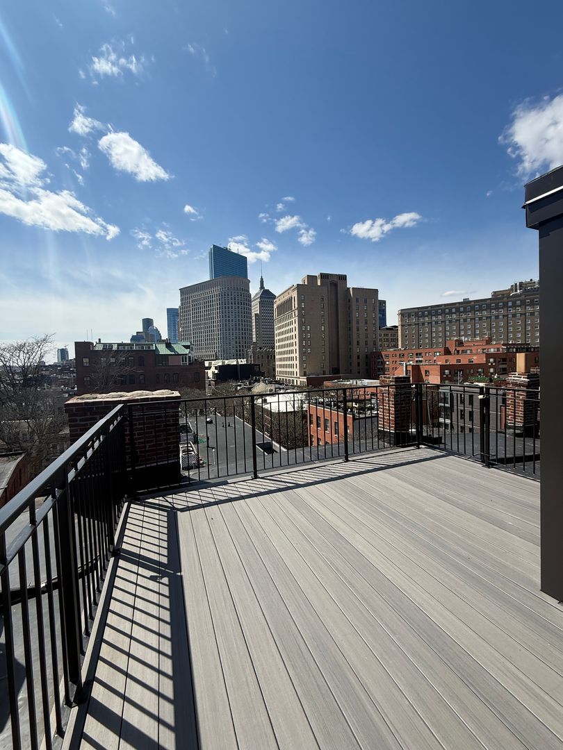 18 Winchester St – photo 1