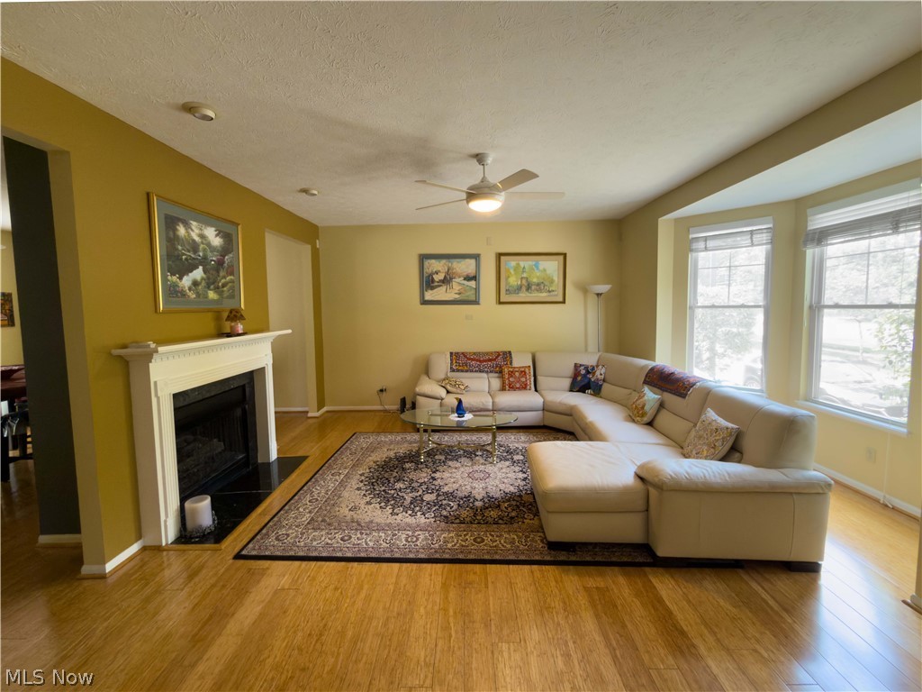 8426 Chester Pkwy – photo 2