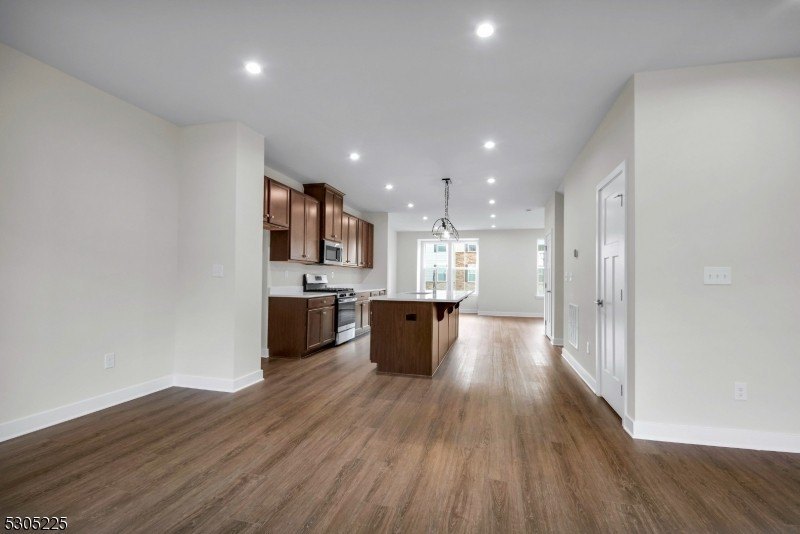9 Peckwell St – photo 3