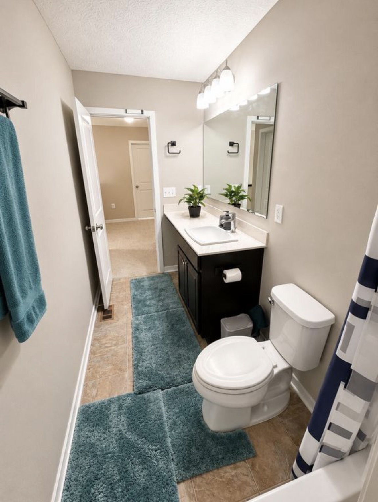 8180 Rhoderick Cir – photo 5