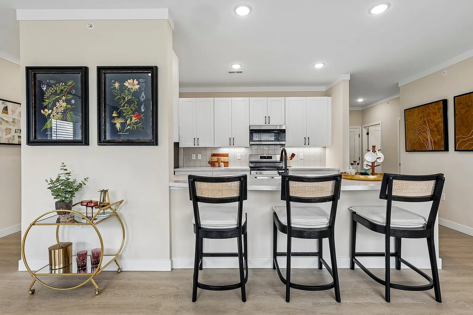Relay 129 Apartments & Townhomes – photo 4