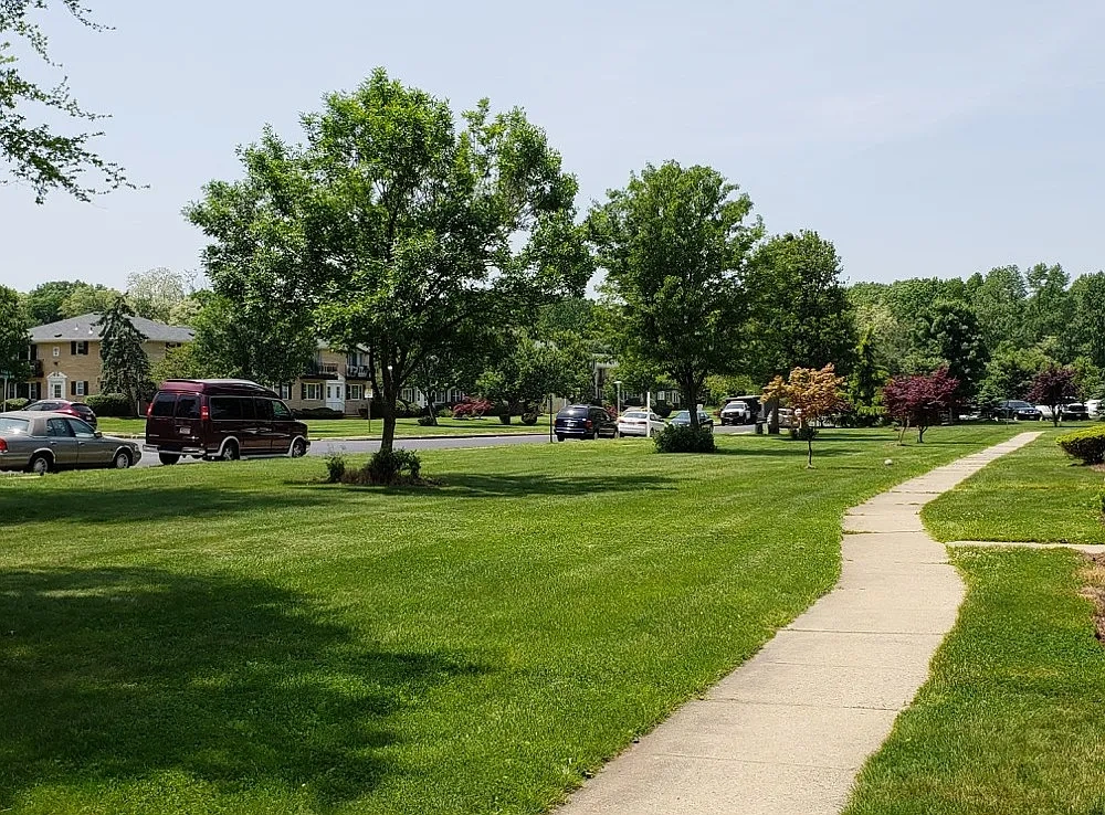 Twinbrook – photo 2