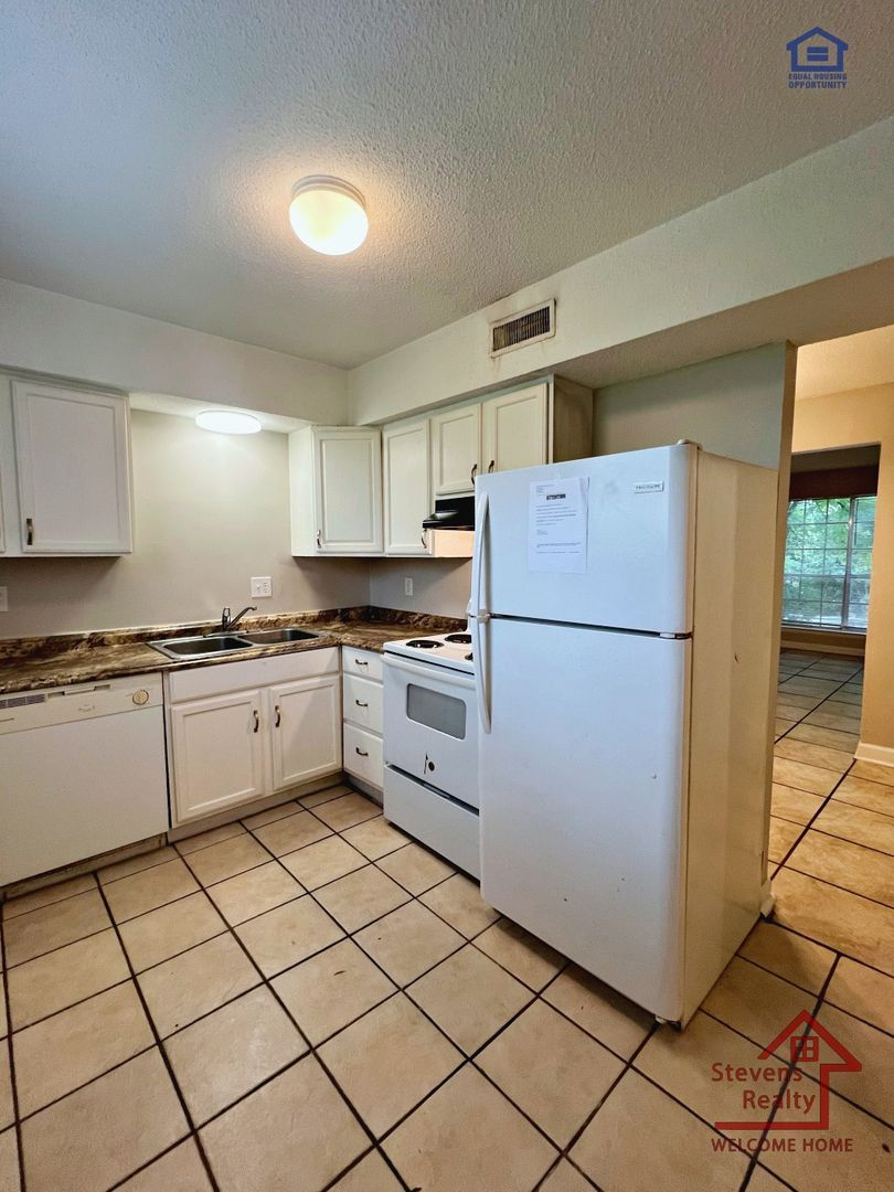 4330 Wilson St – photo 5