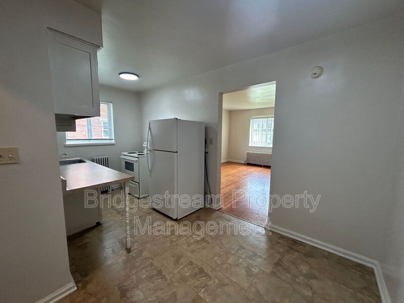 1549 Old Ln Ave unit 1 – photo 3