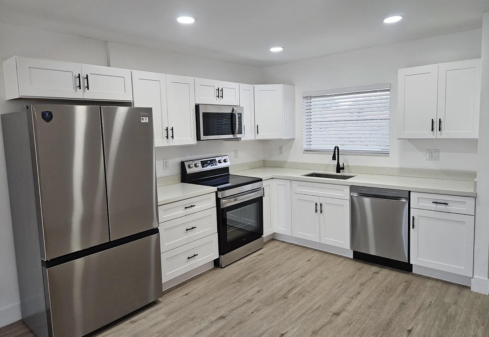 630 Southwind Cir – photo 2