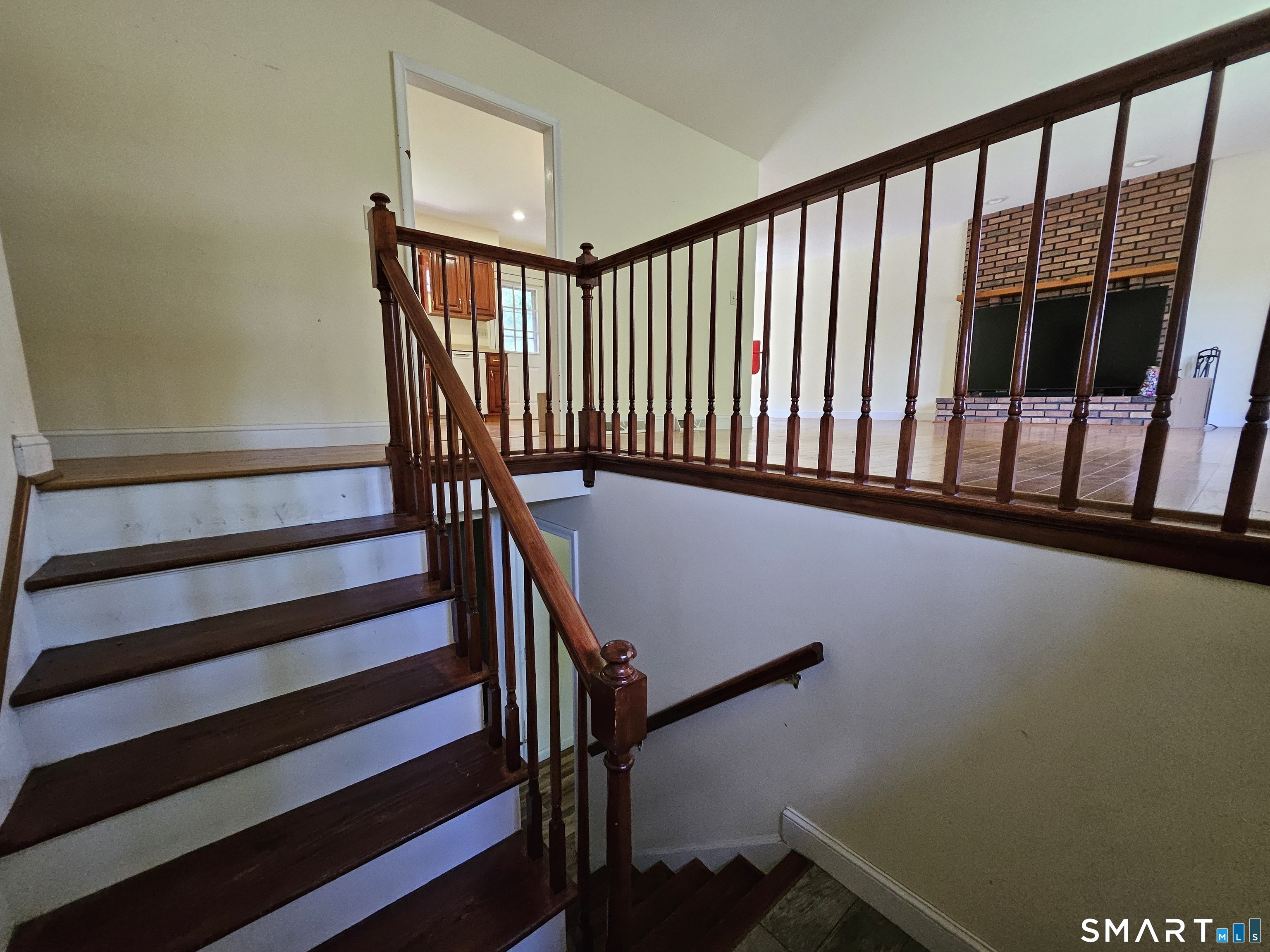172 Country Hills Rd – photo 2