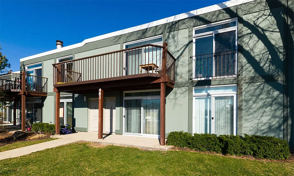 Foxboro Apartments – photo 1