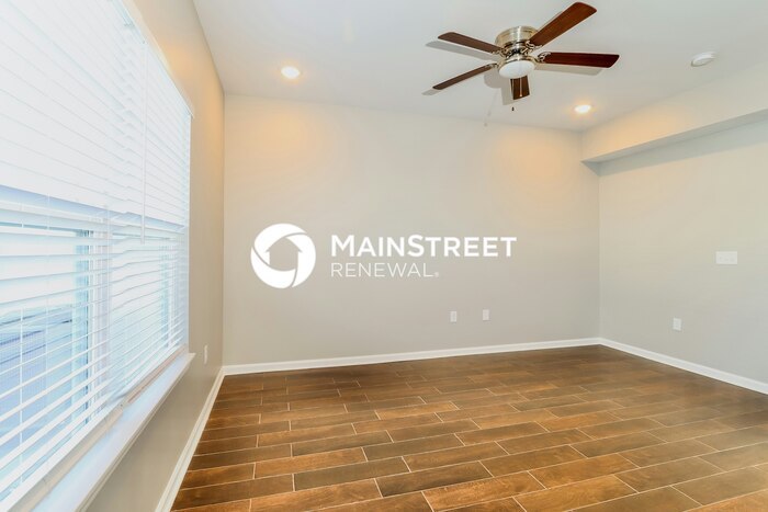 2069 Paddle Wheel Dr – photo 5
