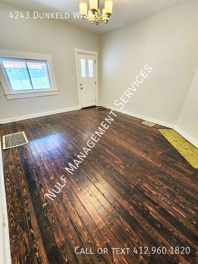 4243 Dunkeld Way – photo 2