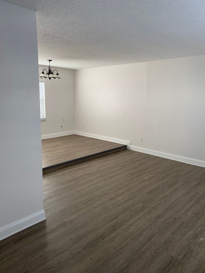 5648 Townhouse Dr – photo 5