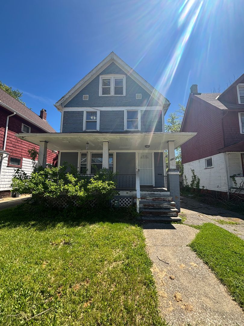 497 E 127th St – photo 1