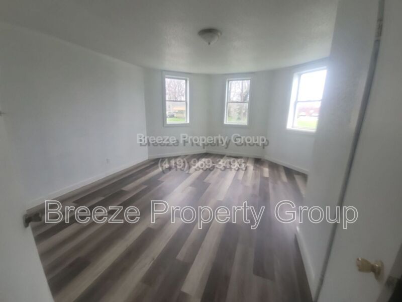 340 S Pierce St – photo 4