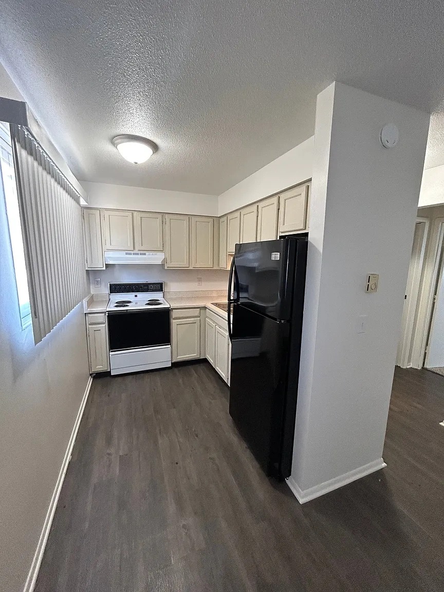 Riverside Place Apartments – photo 2