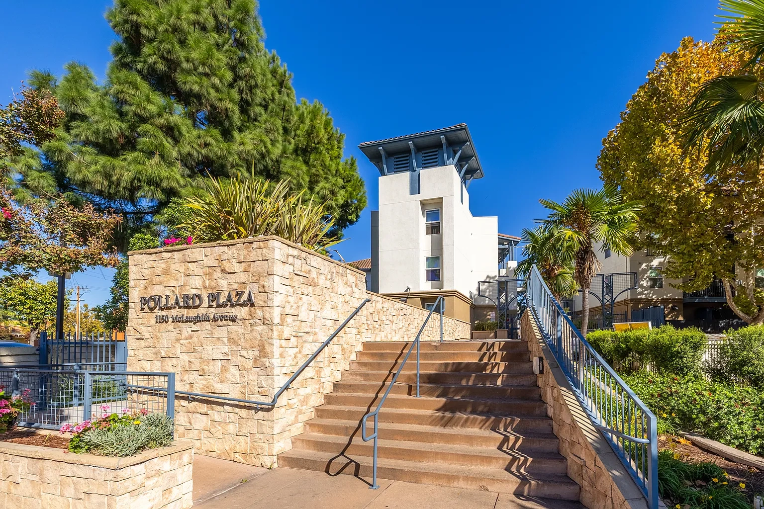 Pollard Plaza – photo 2