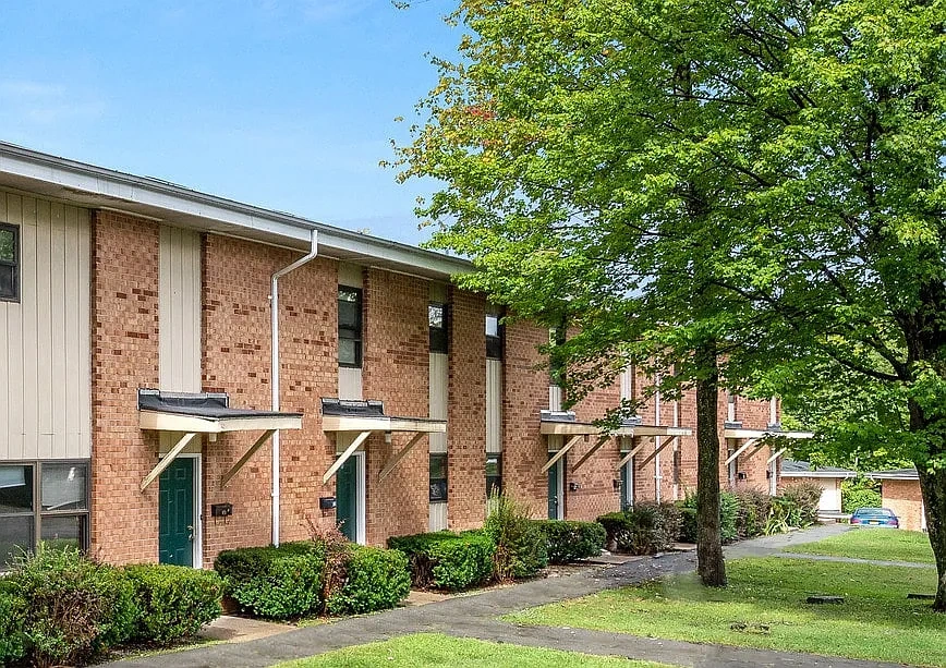 Liberty Manor Apartments – photo 1