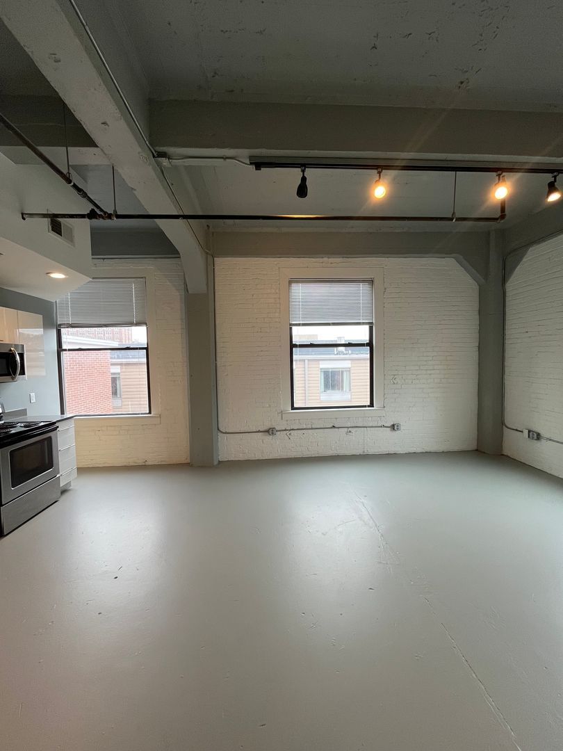 436 First Ave unit 603 – photo 2