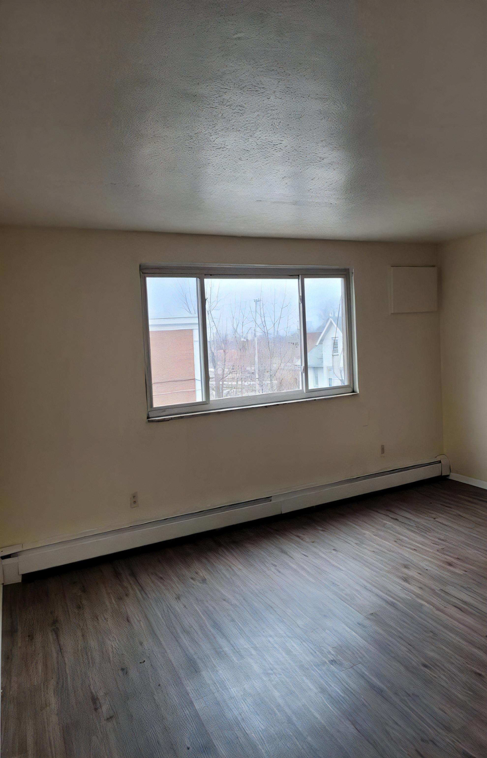 14815 Euclid Ave – photo 2