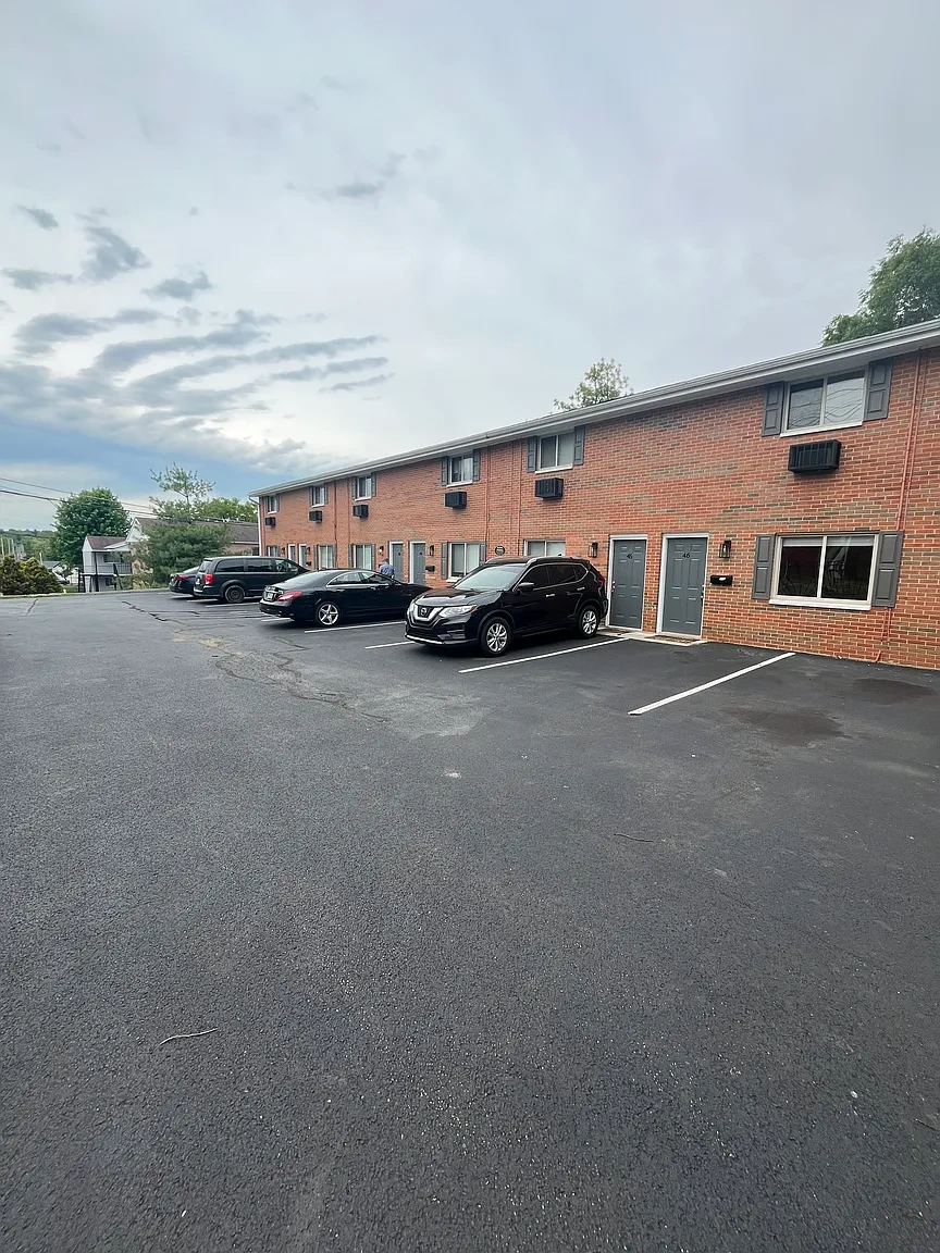 Colonial Trace – Townhome 43