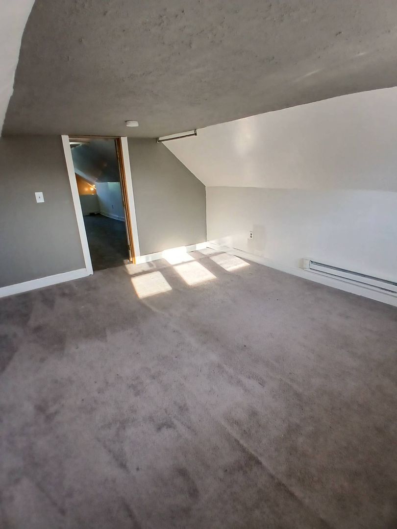 3277 E 146th St unit Unit UP – photo 4