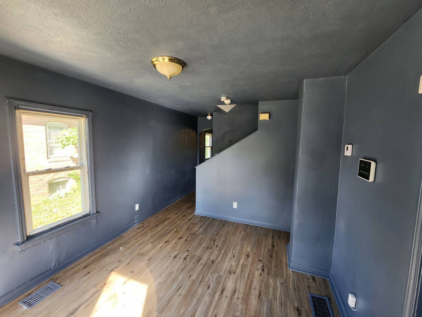 10317 Reno Ave – photo 3