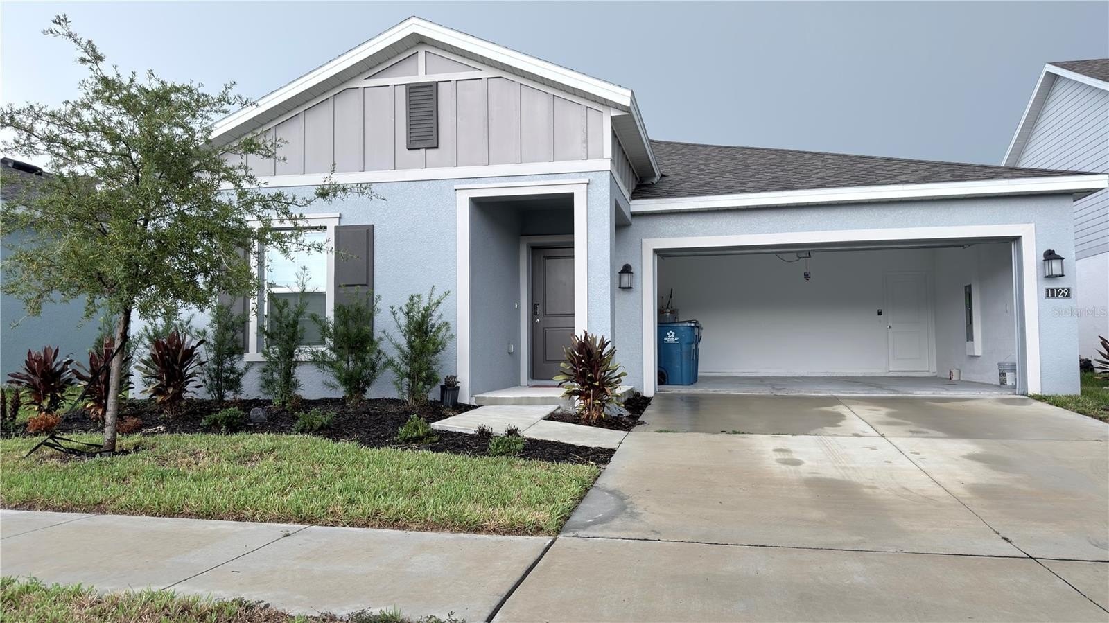 1129 Deepwater Cir – photo 2