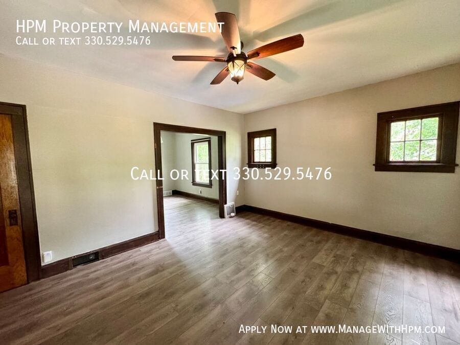 304 Chicago Pl NW – photo 2