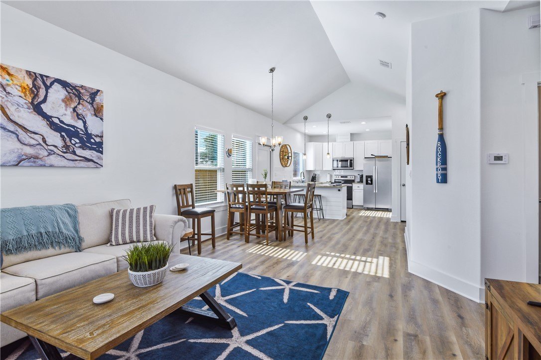300 Rustic Oak Ln – photo 3