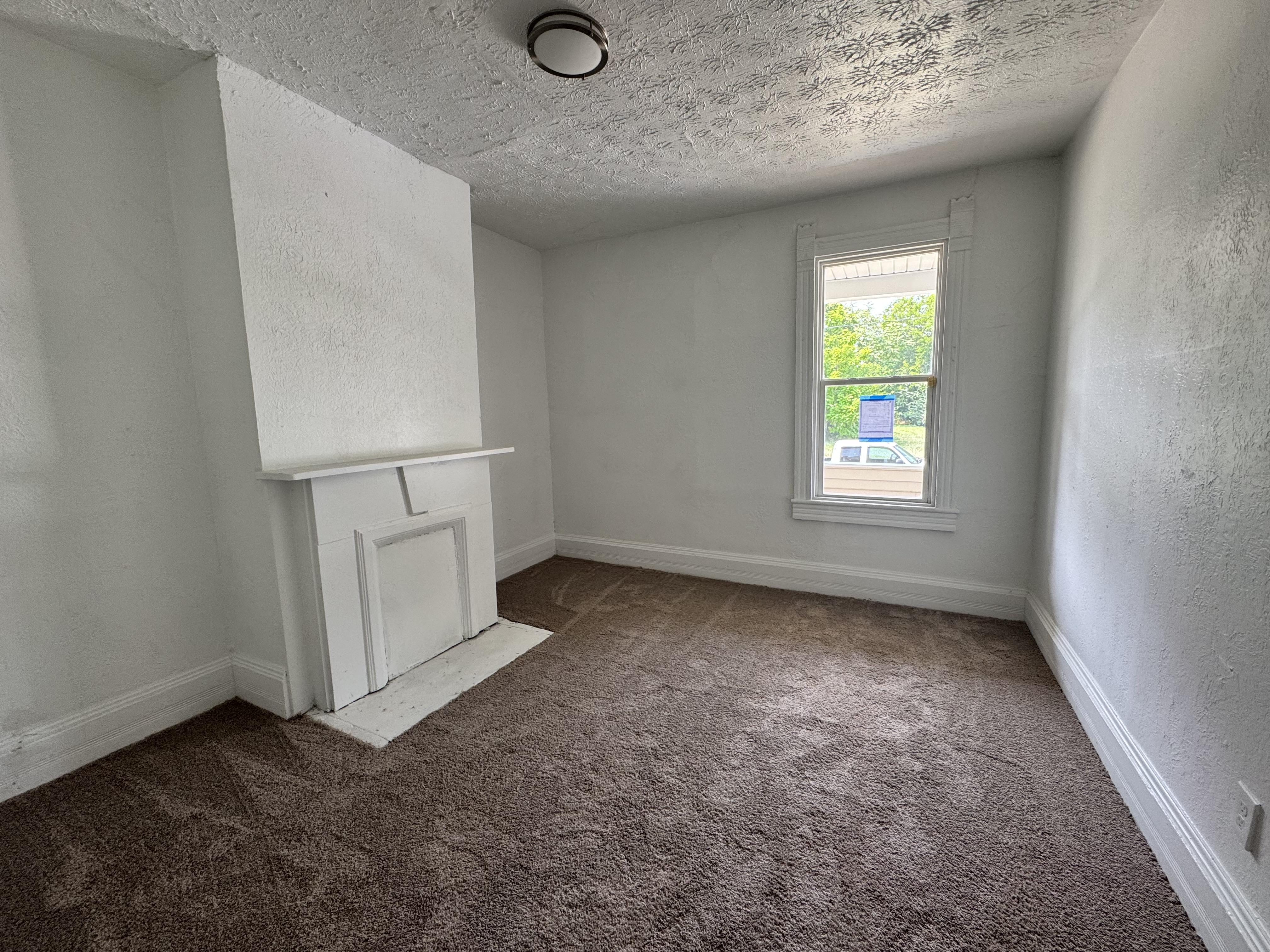 2195 E 73rd St – photo 3