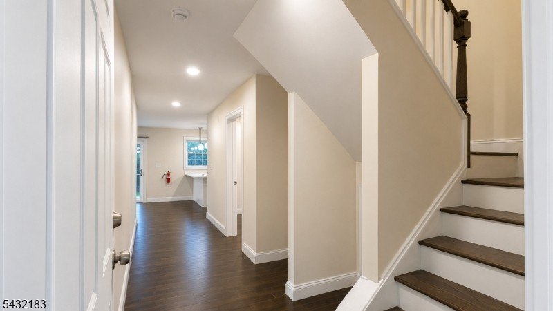 7 Maple St #1 – photo 2
