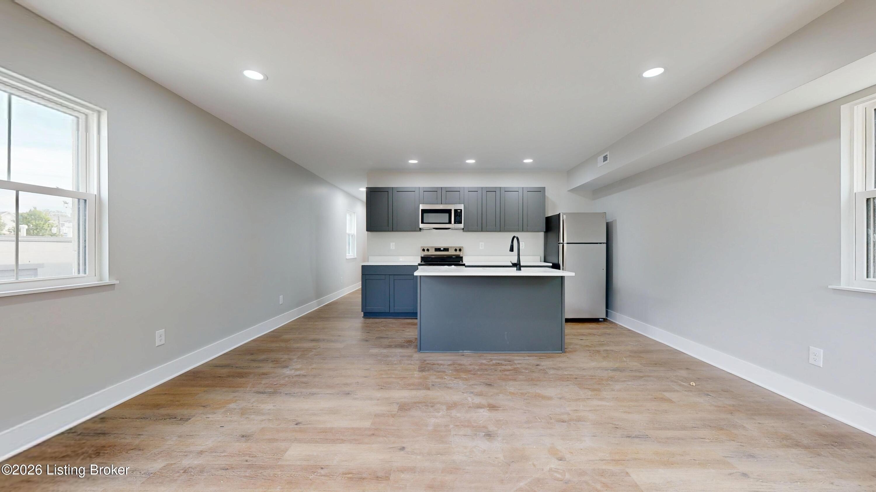 116 Bauer Ave #202 – photo 3