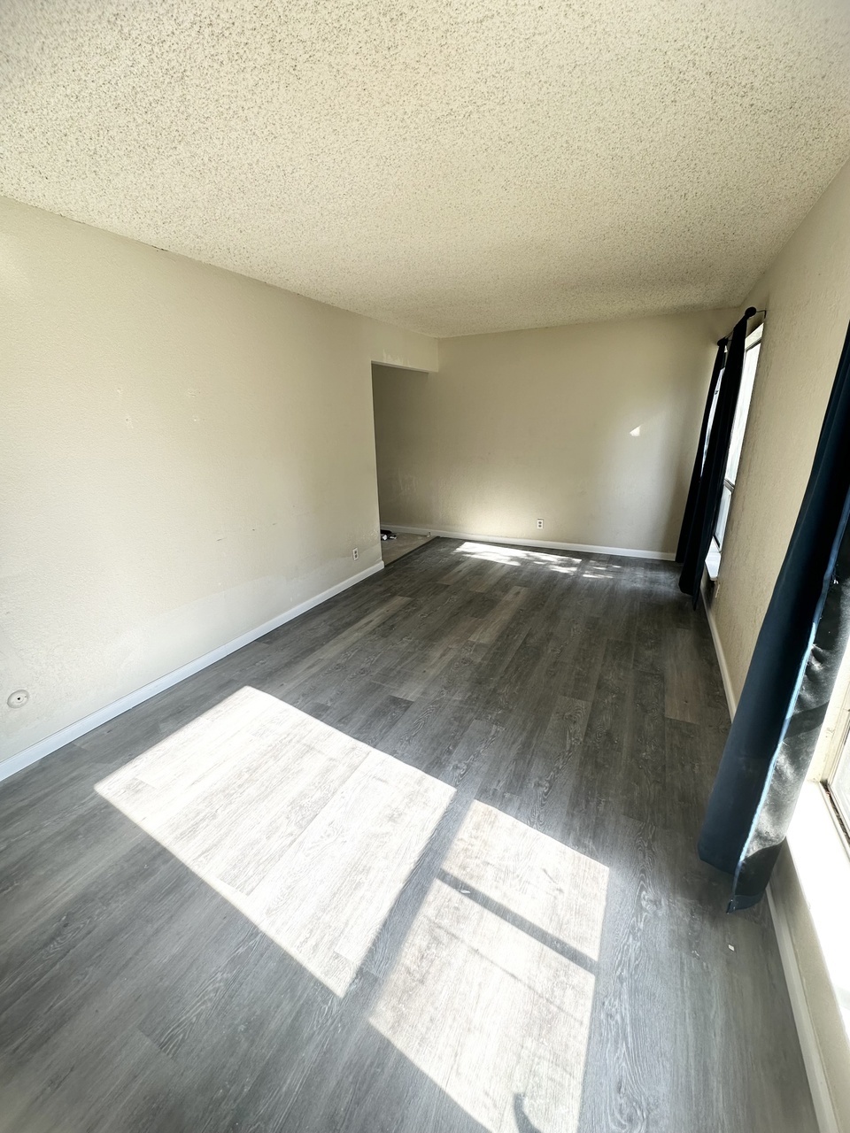 19 E Saginaw Way – photo 1