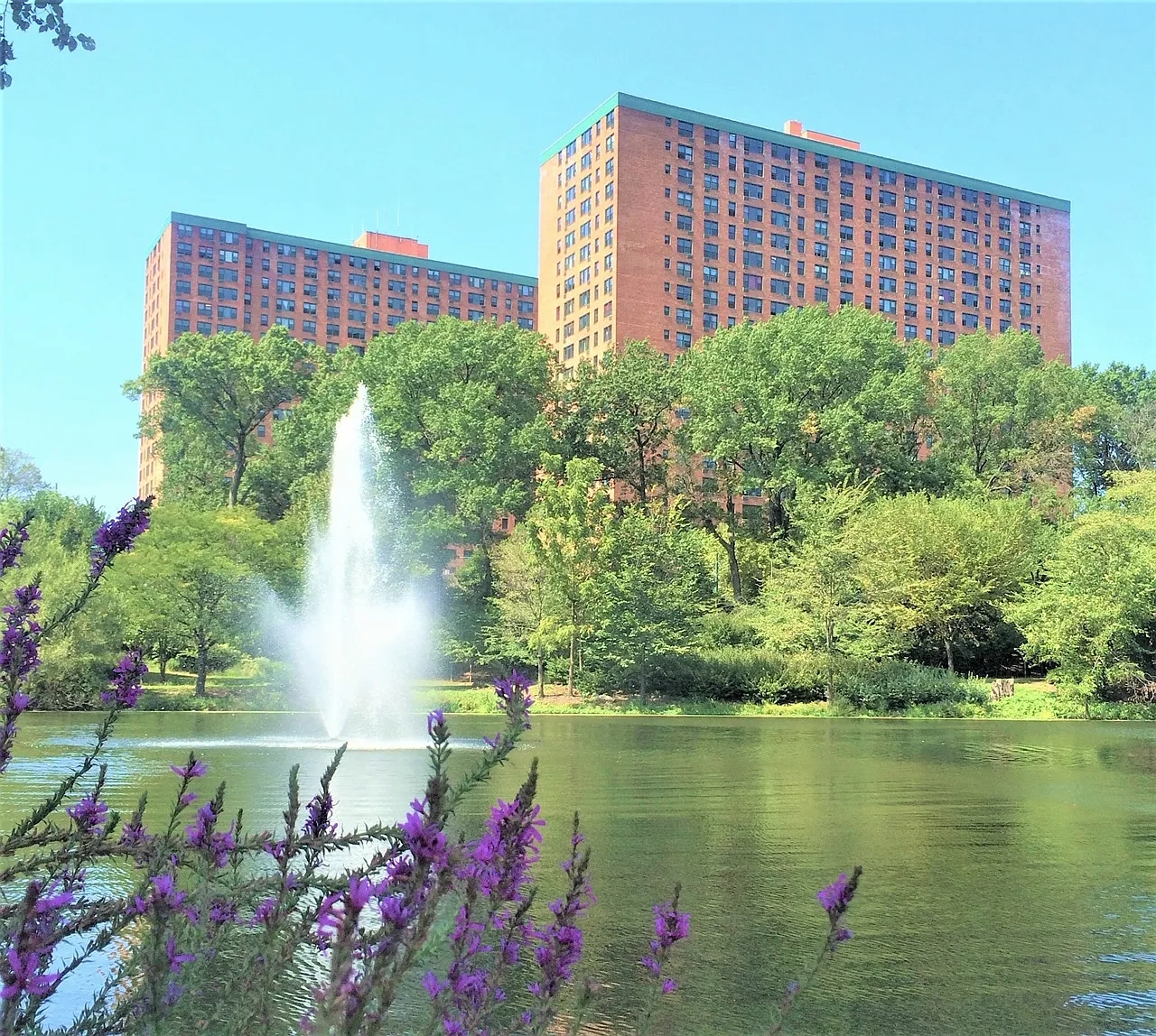 Garden Spires Apartments – photo 2
