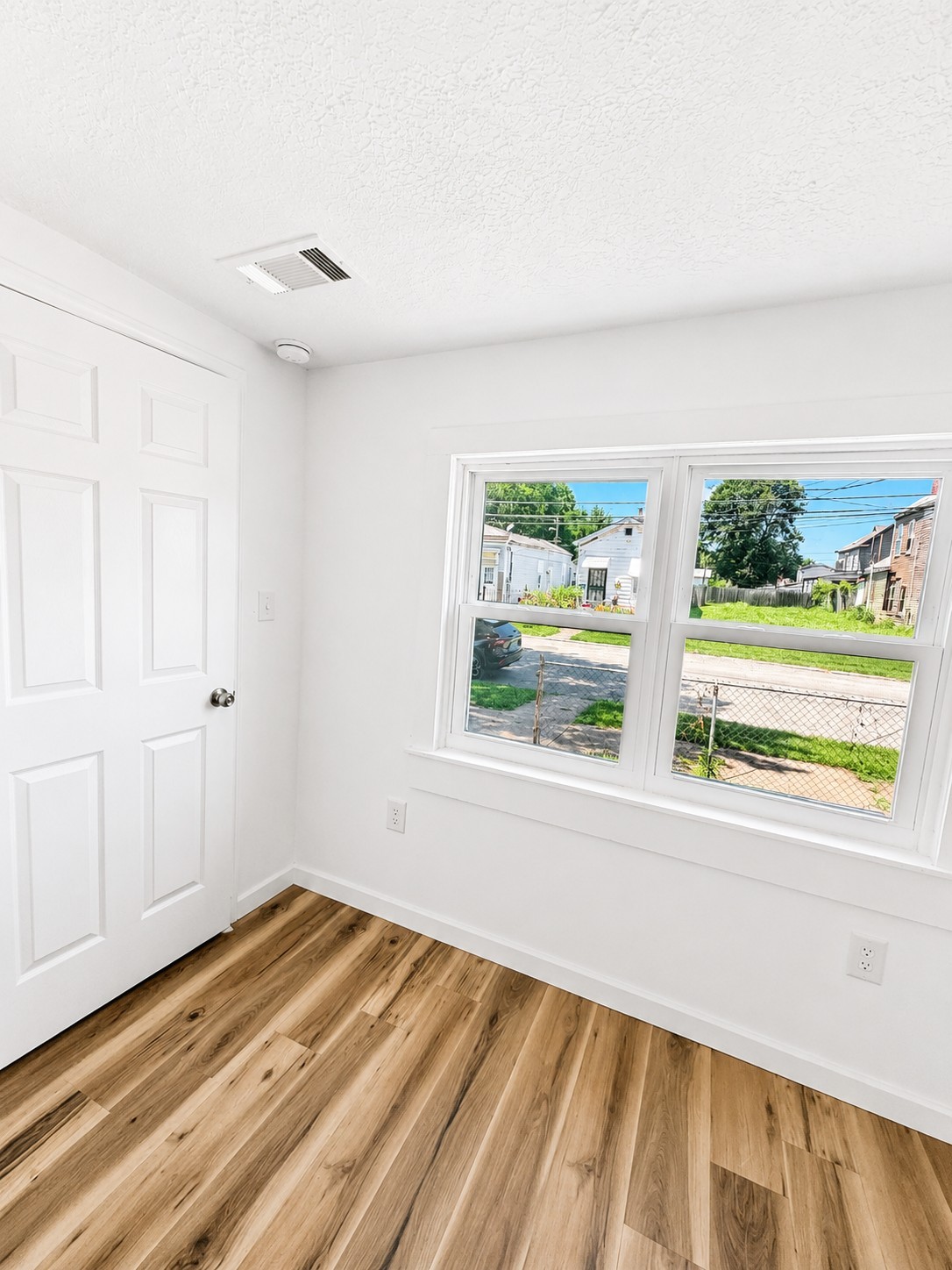 439 N 28th St – photo 3