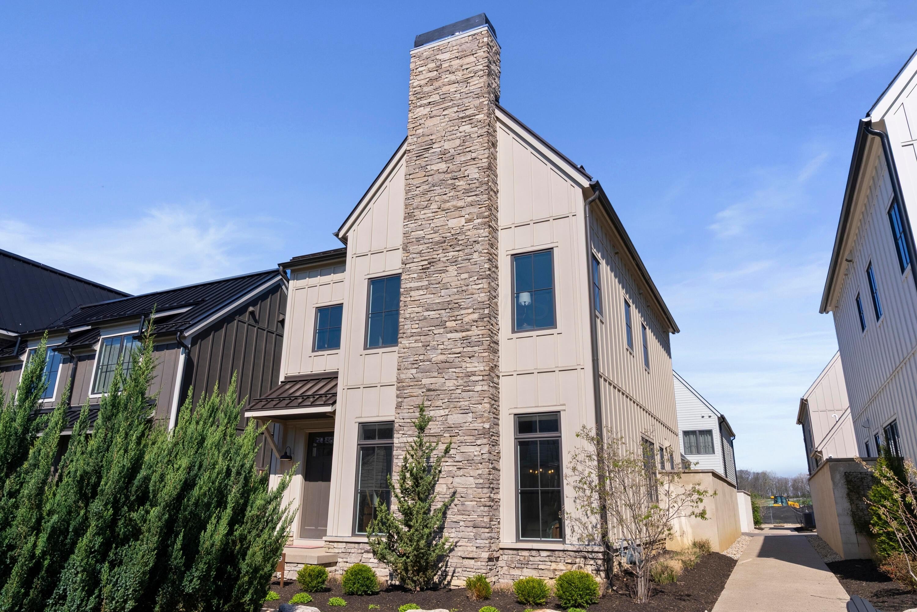 2899 Katmai Dr #A – photo 2