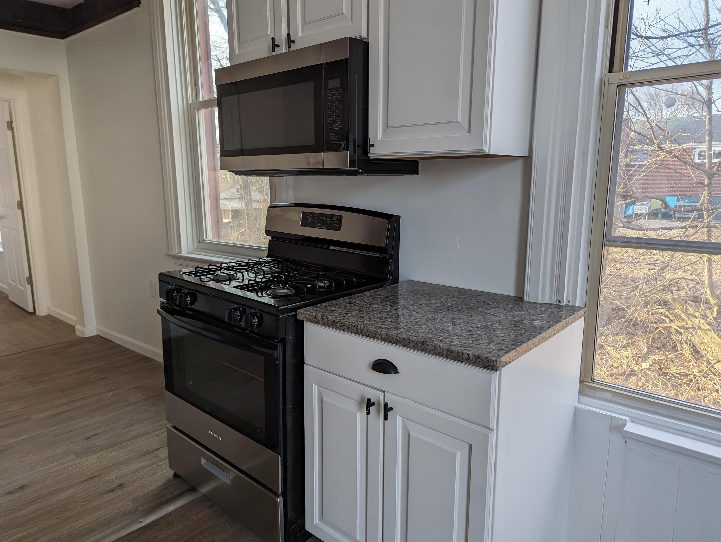 321 Lafayette Ave unit 3 – photo 3