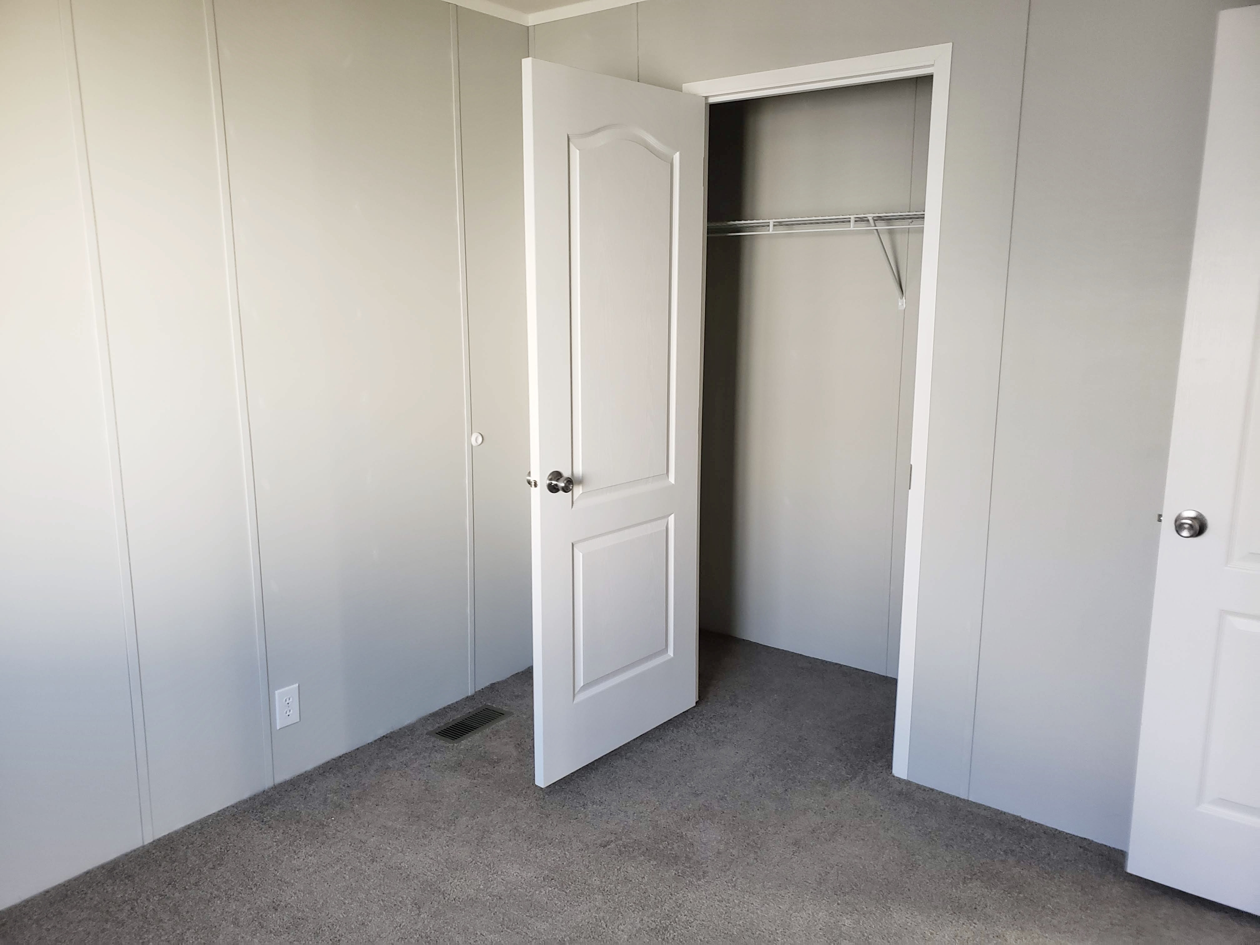 421 N 200 W St – photo 4